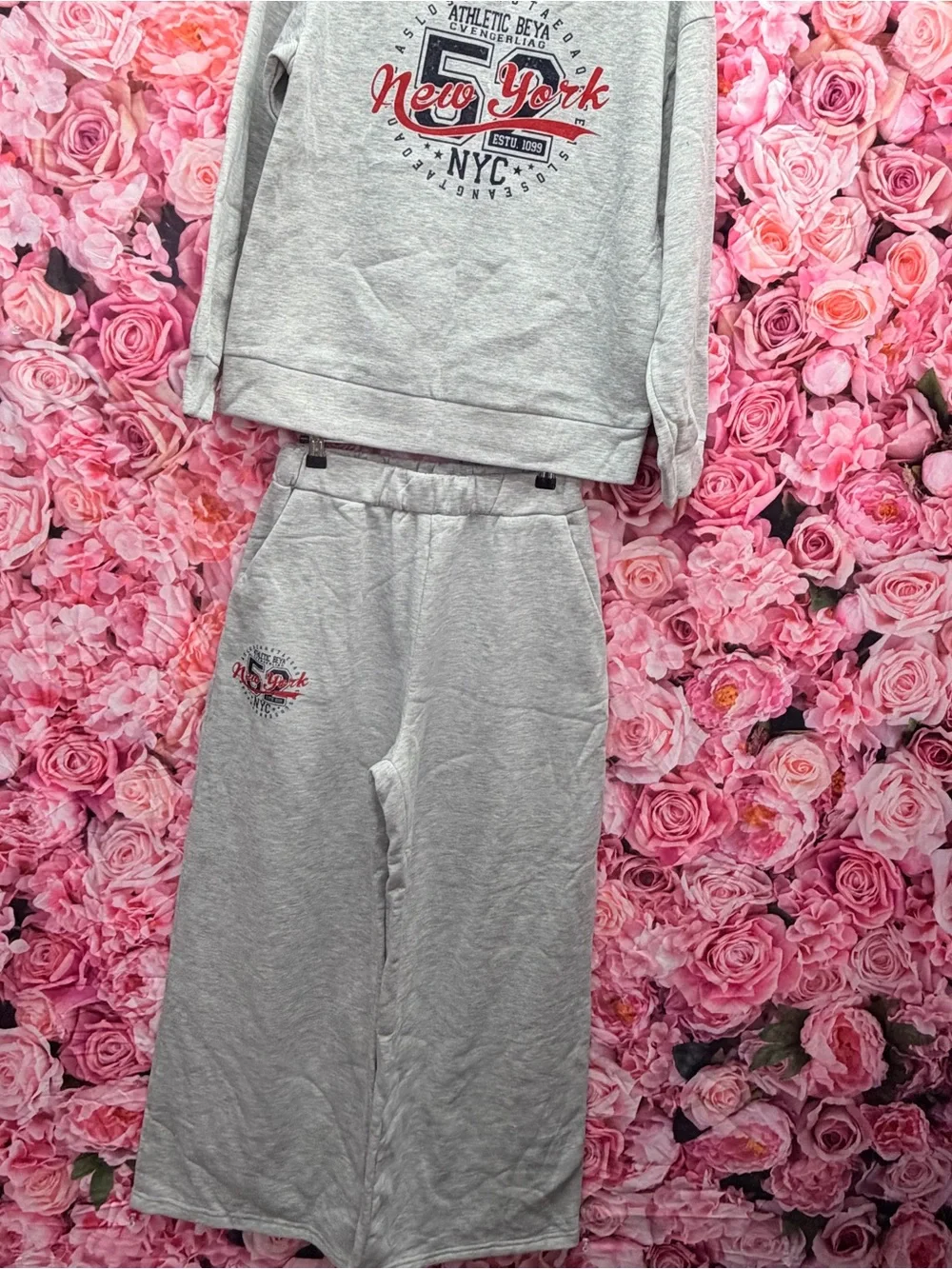 Women’s sets Pajamas Gray 'New York' Sweatshirt & Pants Set